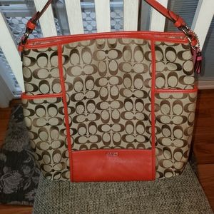 Coach Hobo Park Signature